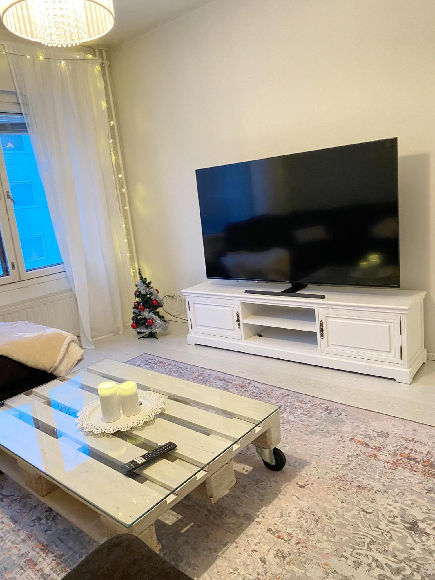 Spacious Home In Heart Of City Rovaniemi Esterno foto